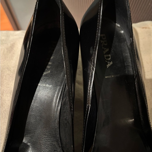 Vintage Prada Black Leather Pointy-toe Kitten Heel Pumps IT40.5 US 10/10.5 - Picture 5 of 7